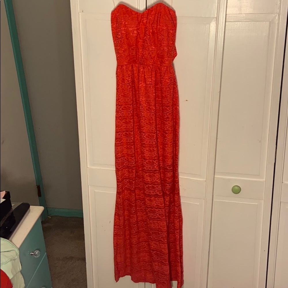 SPEECHLESS | Coral strapless maxi dress